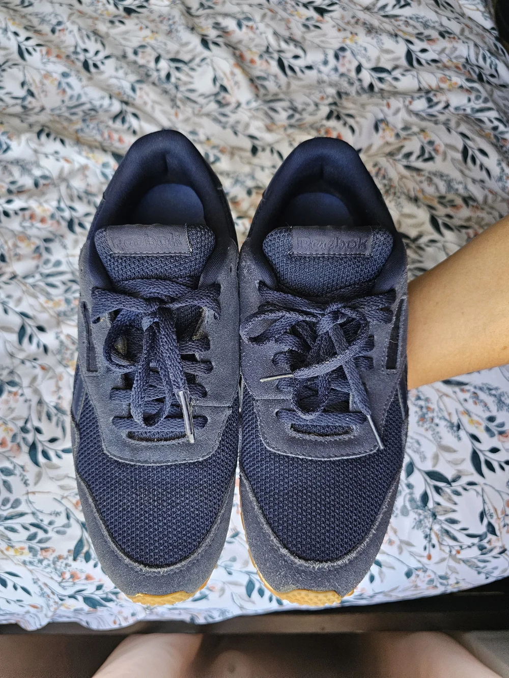 Reebok Classic Leather Women's Navy Sneakers with Gum Outsole
